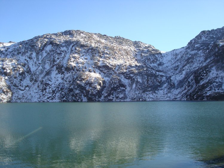Jewel Thief starring Dev Anand shot in Sikkim.